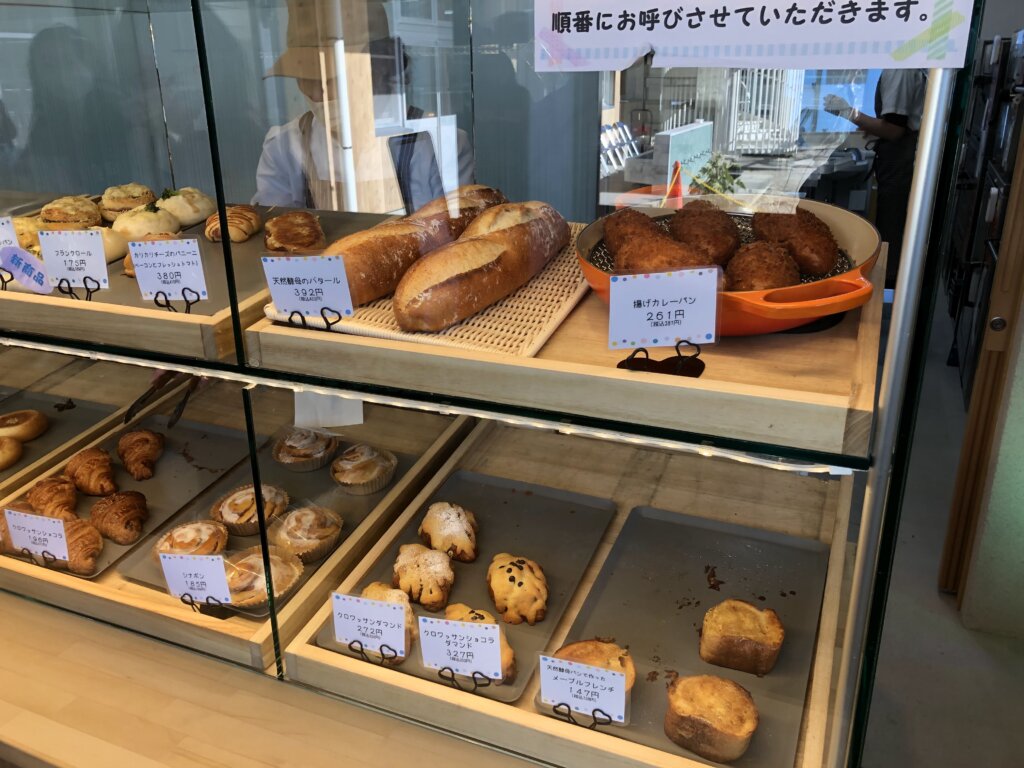 akari-bakery_food